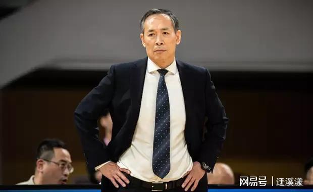 关于雷根斯堡红牛队备战关键战，教练组展示信心的信息